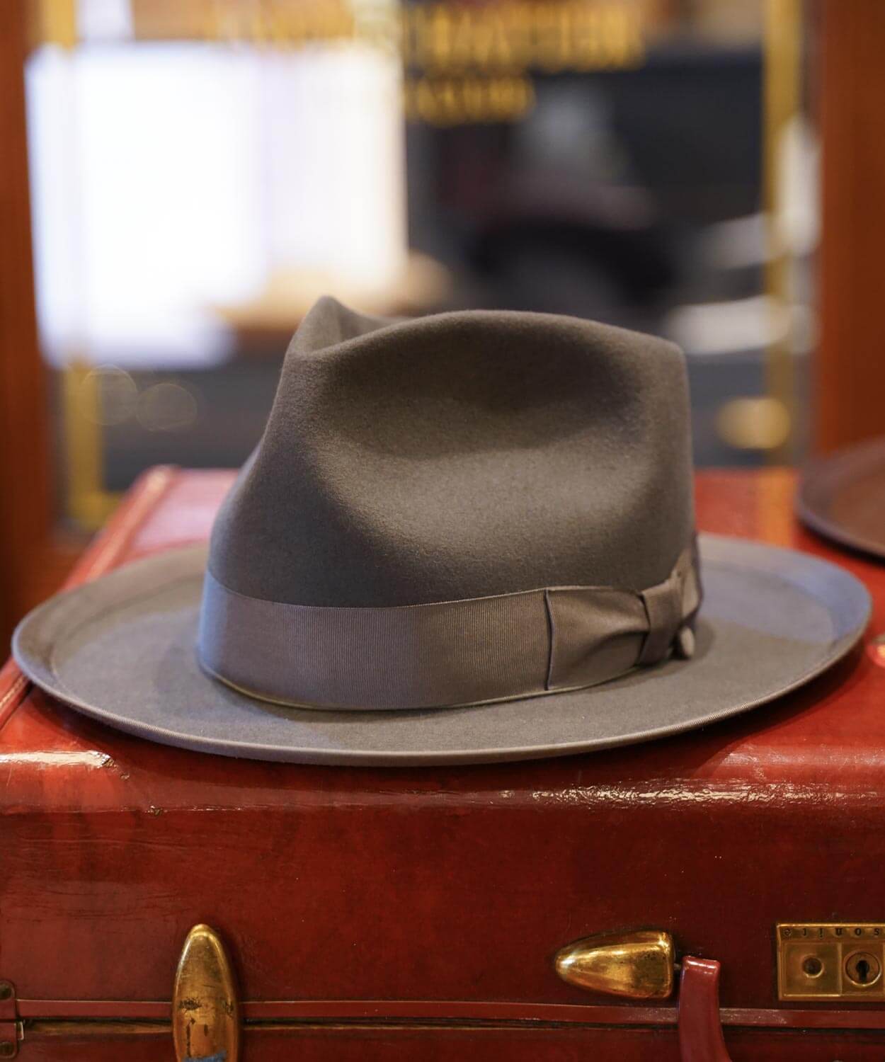 OSWALD SHORT / Beaver Quality