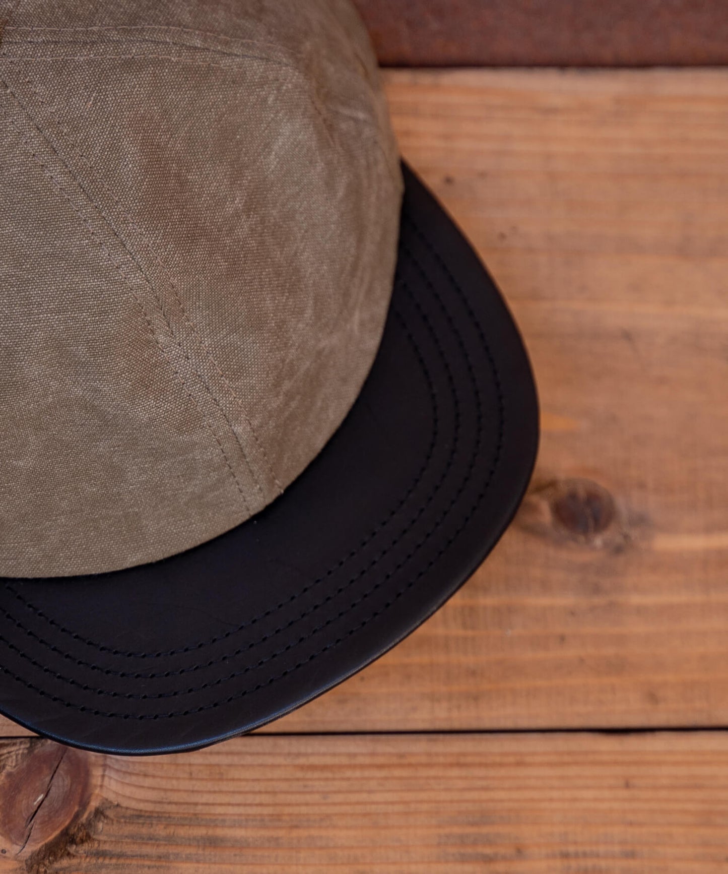 MINERVA OX LEATHER CAP