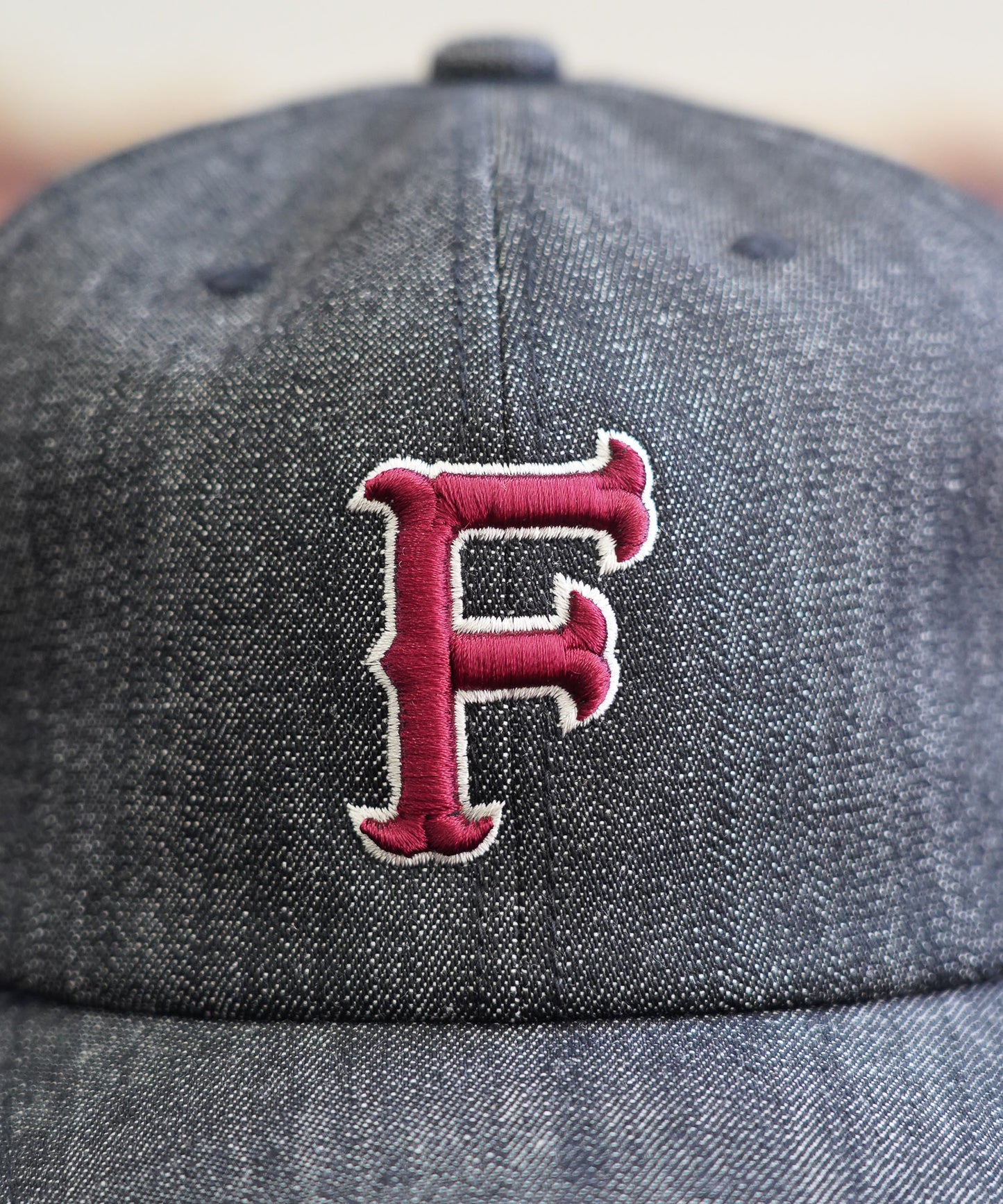 F EMB BB CAP 5252002