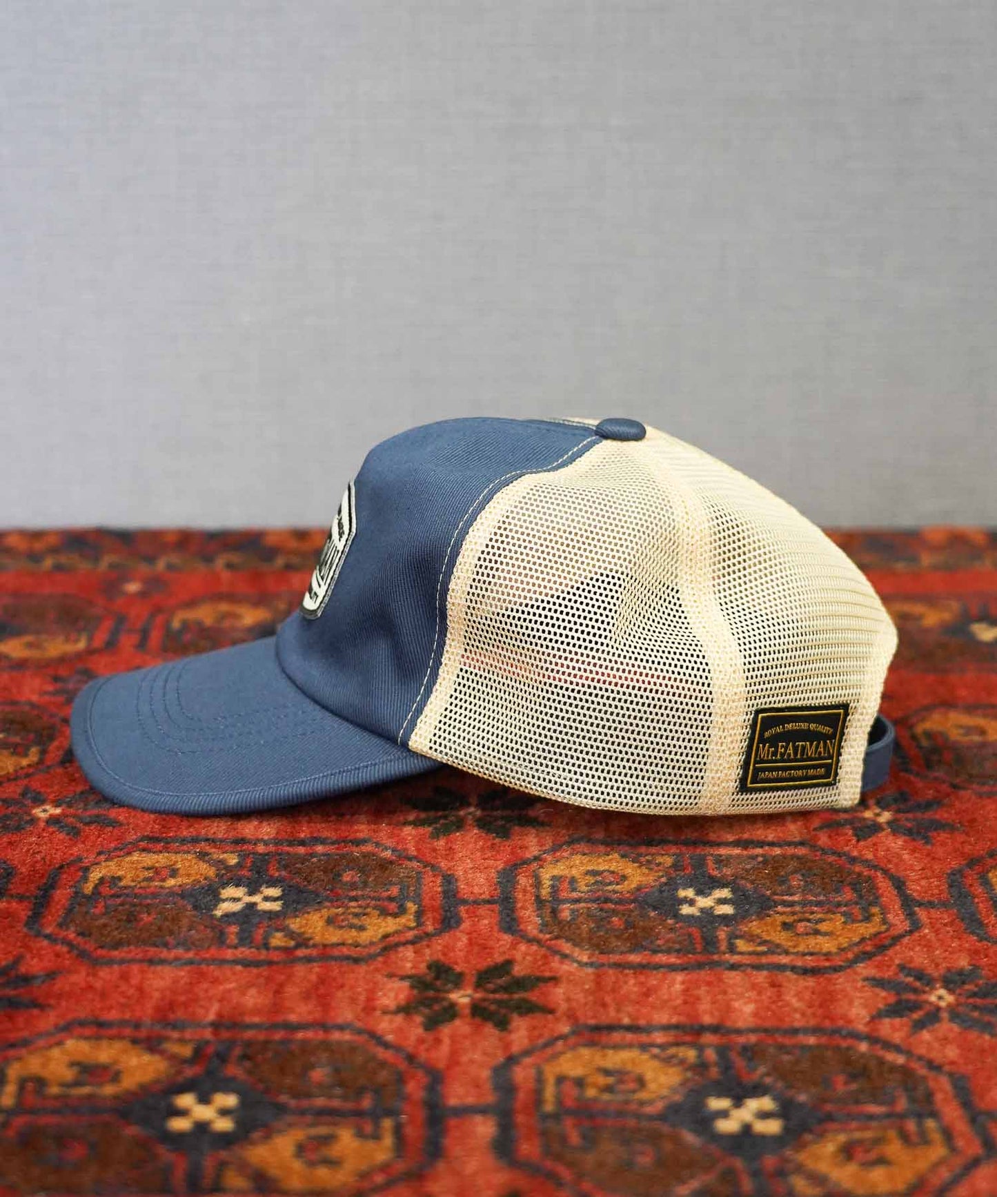 〈〈 COMING SOON 〉〉Wappen trucker mesh cap 5262003