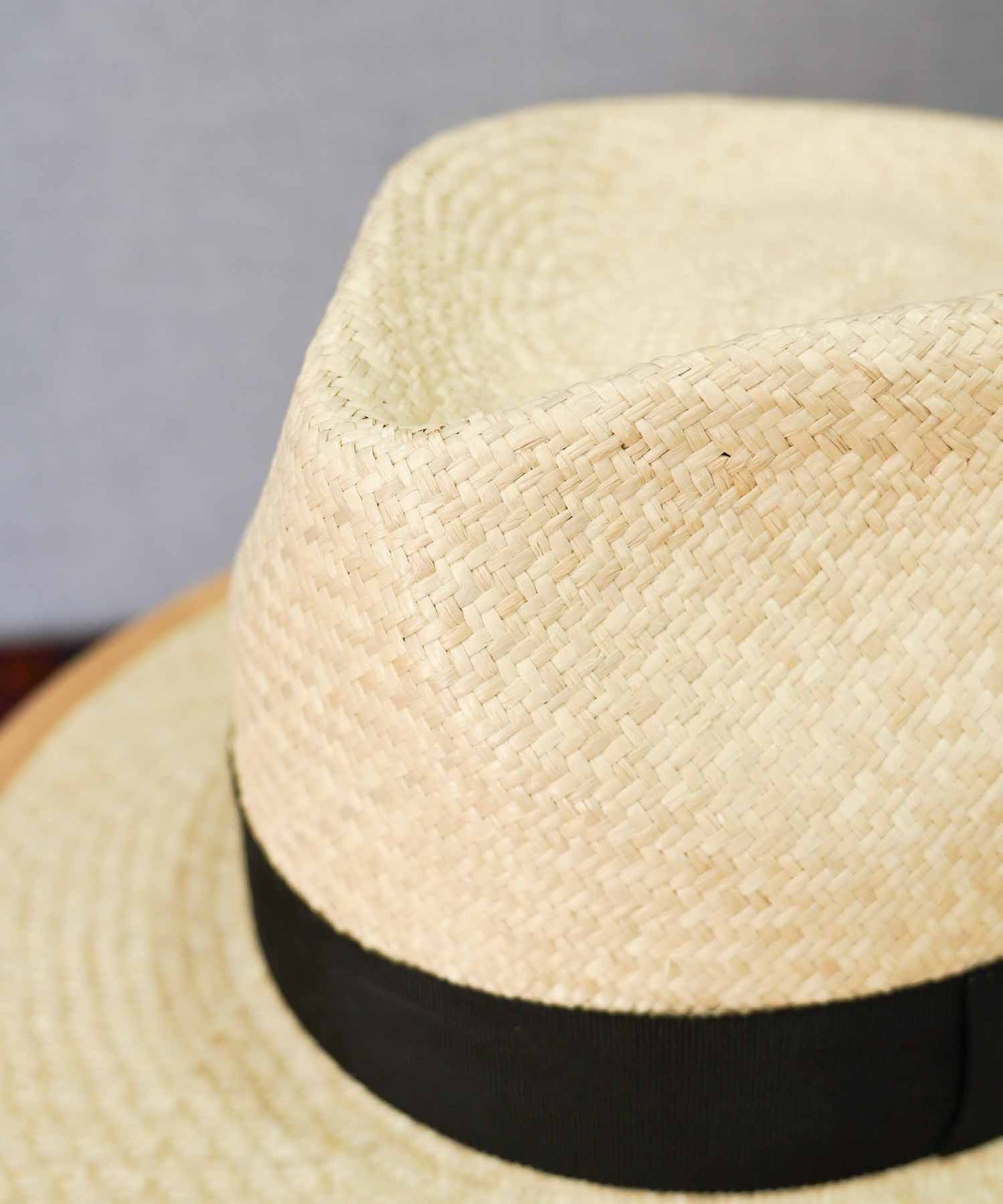 TWO DOLLAR FINE RAFFIA 6262001