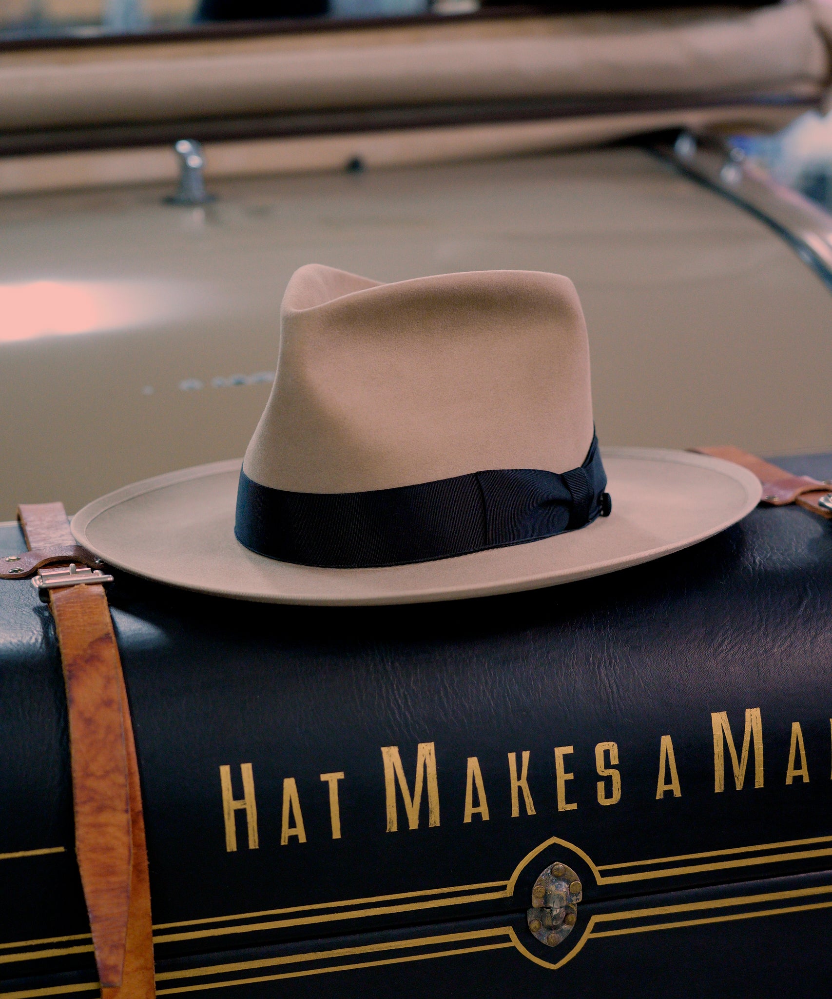 BONNIE / 125g BEAVER – THE FAT HATTER