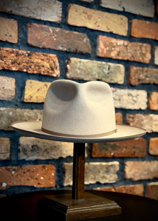 JOHN DOE DEAD STOCK / RABBIT QUALITY（58cm）