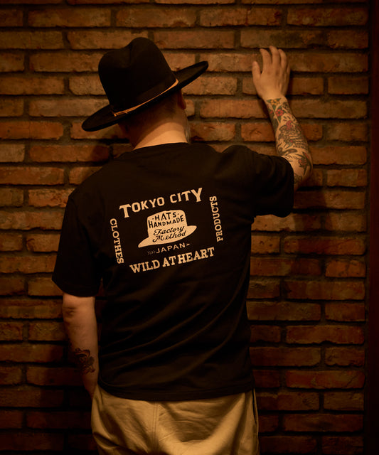 6.2oz V Neck TEE“Signboard” 8251009